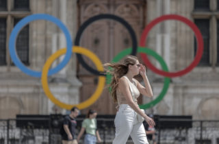 Ak by sa otvárací ceremoniál olympiády v Paríži nemohol uskutočniť na Seine, náhradou môže byť Stade de France
