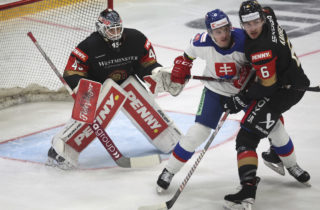 Slováci v prípravnom zápase pred MS v hokeji 2024 dostali od Nemcov historickú „sedmičku“