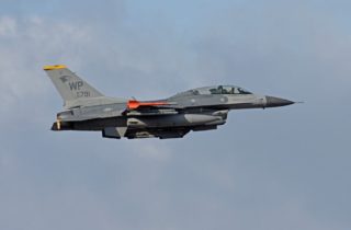 Americkí senátori zamietli zablokovať predaj stíhačiek F-16 Turecku a to aj napriek výhradám voči správaniu tohto člena NATO