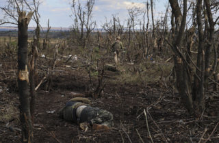 Rusko stratilo takmer 900 vojakov, prišlo aj o päť tankov či niekoľko vozidiel pechoty