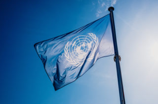 Moskva obhajuje veto rezolúcie OSN o zabránení výskytu jadrových zbraní vo vesmíre, chce zákaz všetkých zbraní
